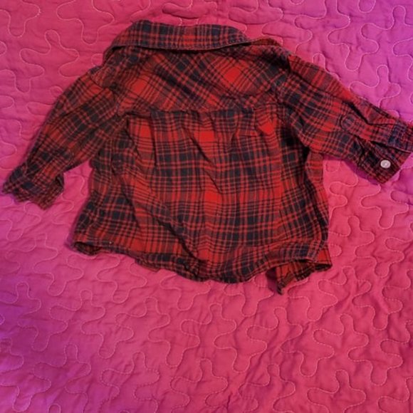 CALVIN KLIEN - Babies Button up Plaid shirt - Red and Blue - 6m - Picture 3 of 3